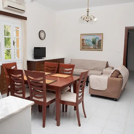 Apartment Castle Balcony Agia Marina (Leros)
